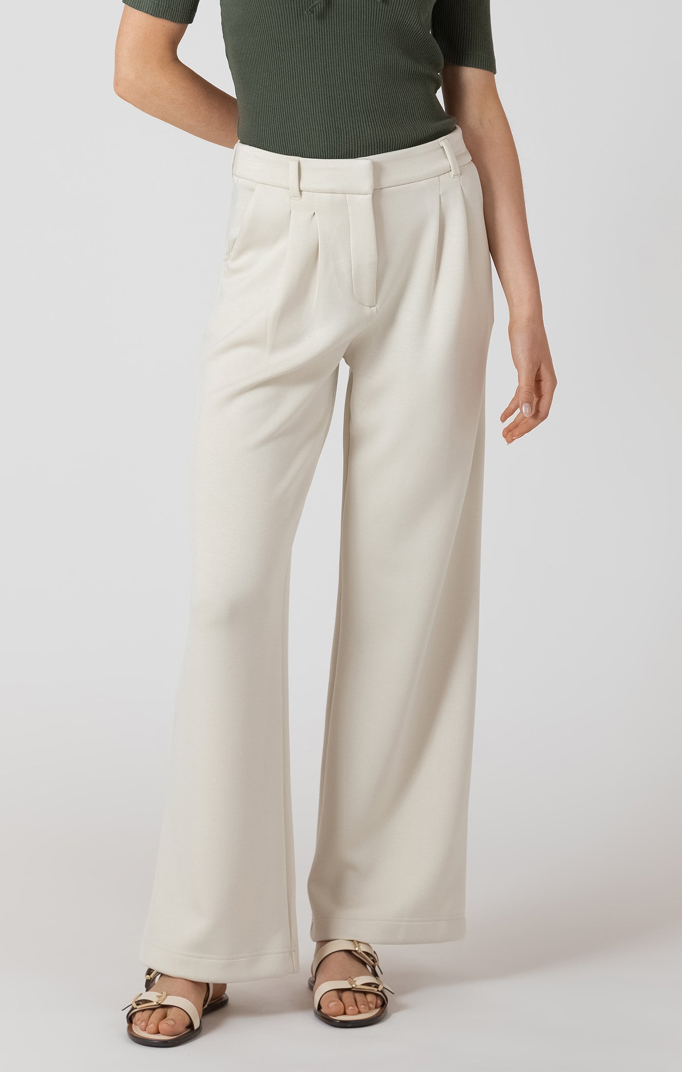 Basic Trousers-BLK or Pearl- Room 34 - Uforia Muse