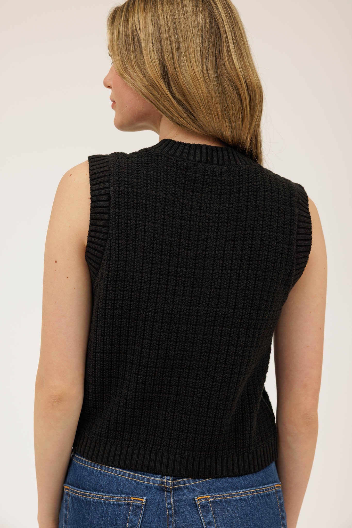 Elizabeth Vest