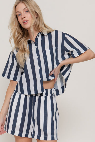 Bold Stripe Short-Pink or Navy!