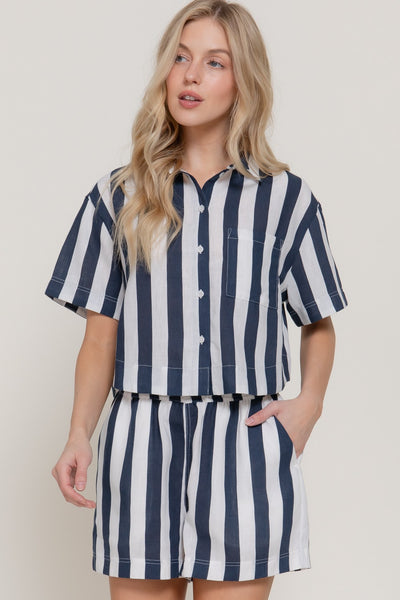 Bold Stripe Short-Pink or Navy!