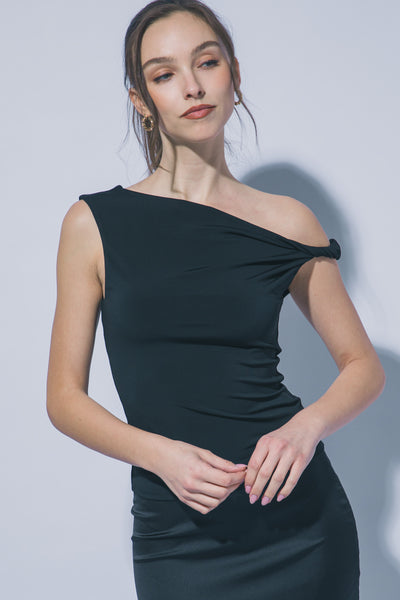 Becca Asymmetric Top-Black - Uforia Muse 