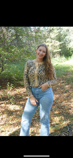 Leo Cardigan- Dex