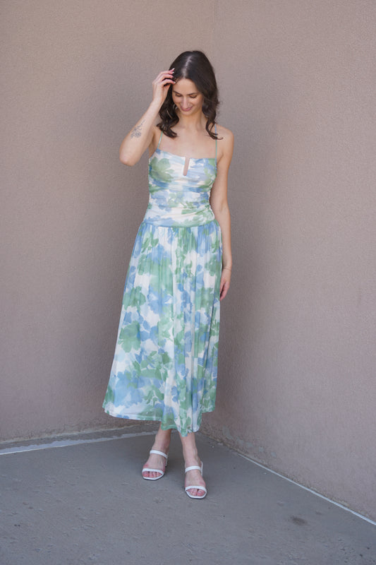 Carrie Maxi Dress-Mink Pink - Uforia Muse 
