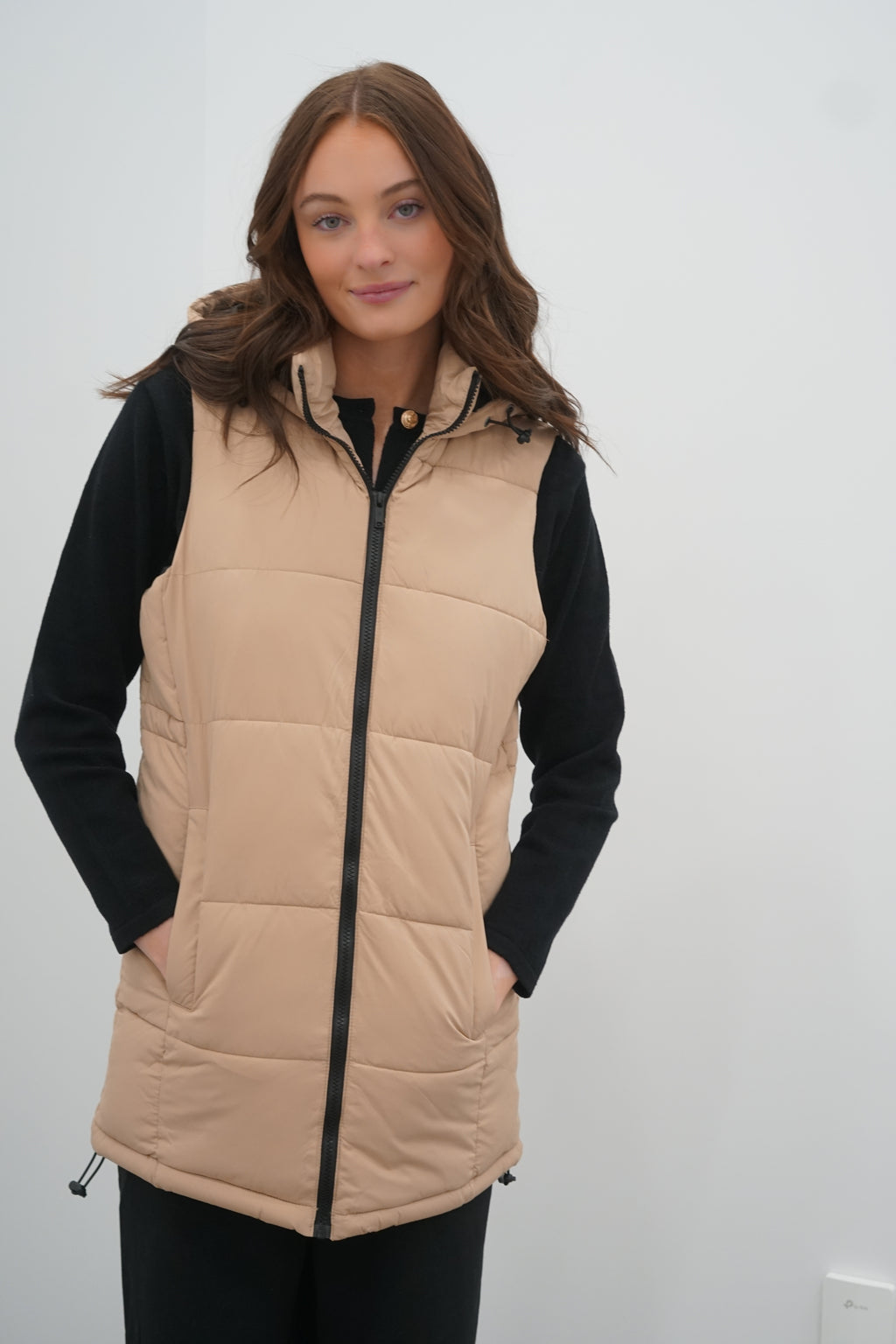 Aurora Hooded Vest-Nomad-Noisy May