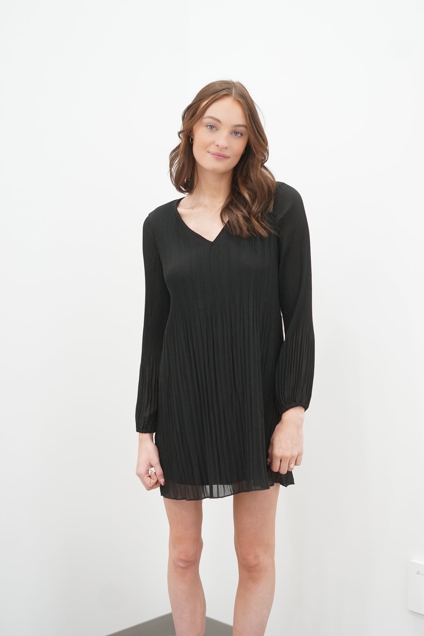 Vanwoodsen Dress- Black Tape