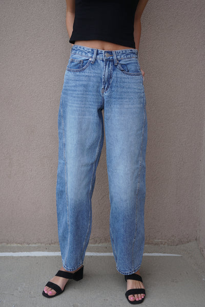Zoe Barrel Jean- Vero Moda