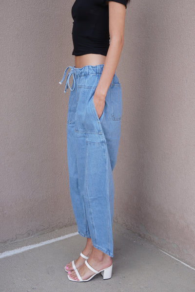 Walters Barrel Pant- Medium Wash - Uforia Muse 