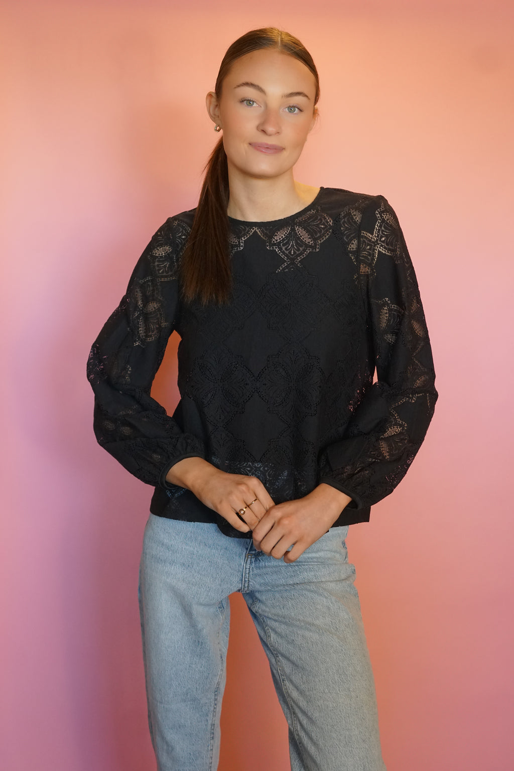 Loni Blouse- BLK- Vero Moda