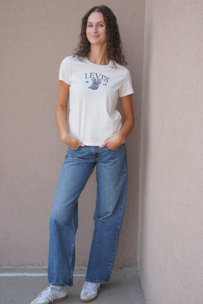 Perfect T-Shirt-Denim Boots- Levi's - Uforia Muse 