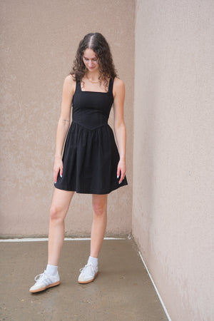 Helsi Dress- Rd Style