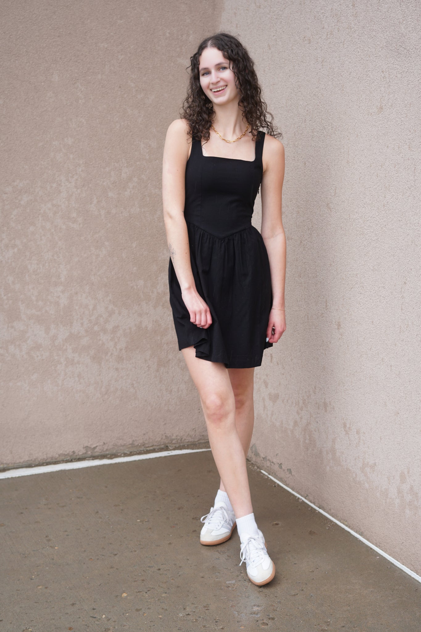 Helsi Dress- Rd Style