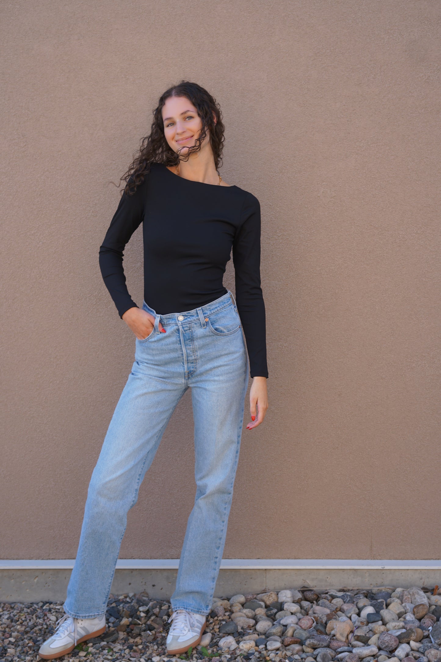 Briva Top-Second Skin-Rd Style