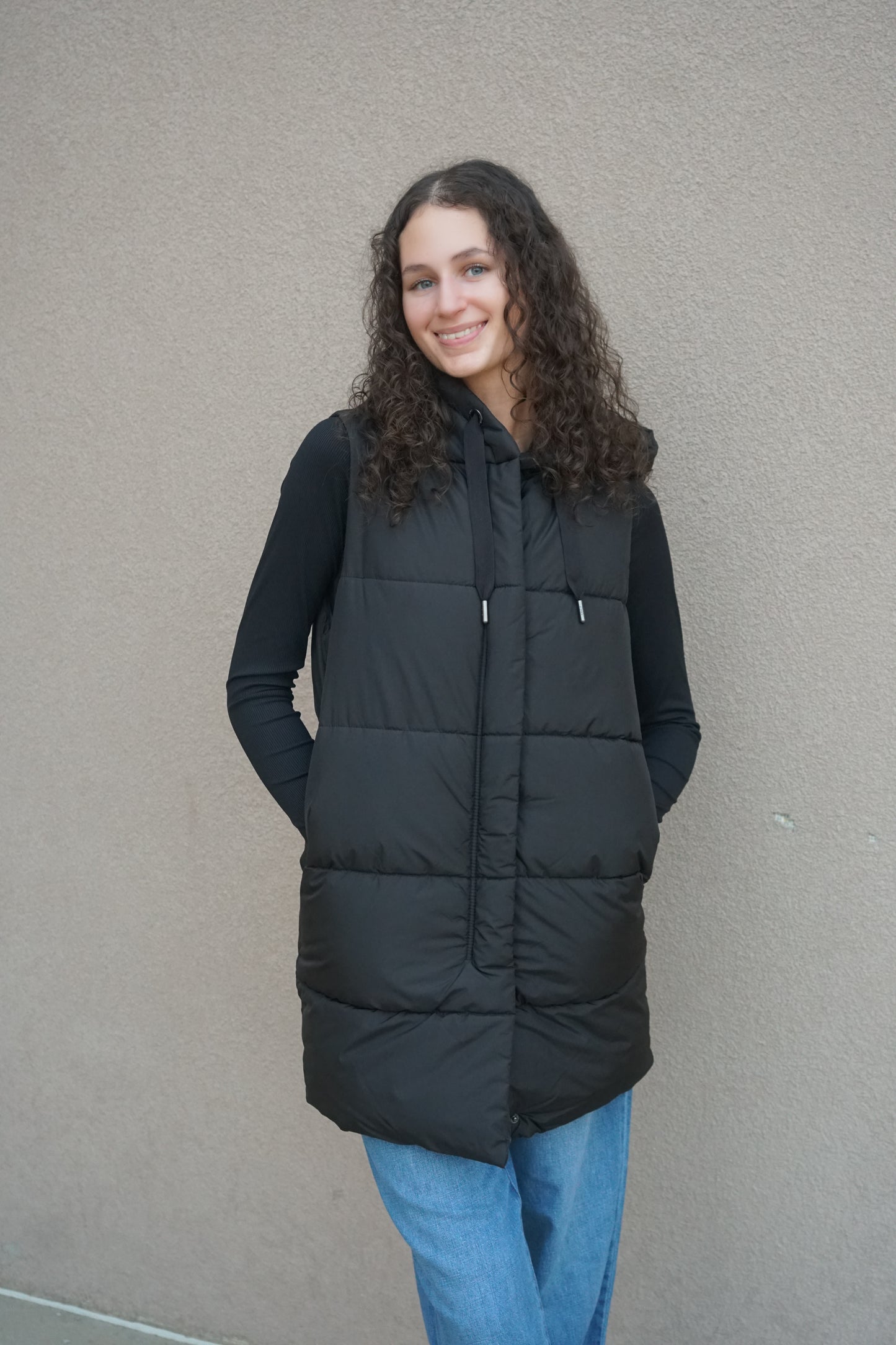 Asta Puffer Vest-Blk- Only
