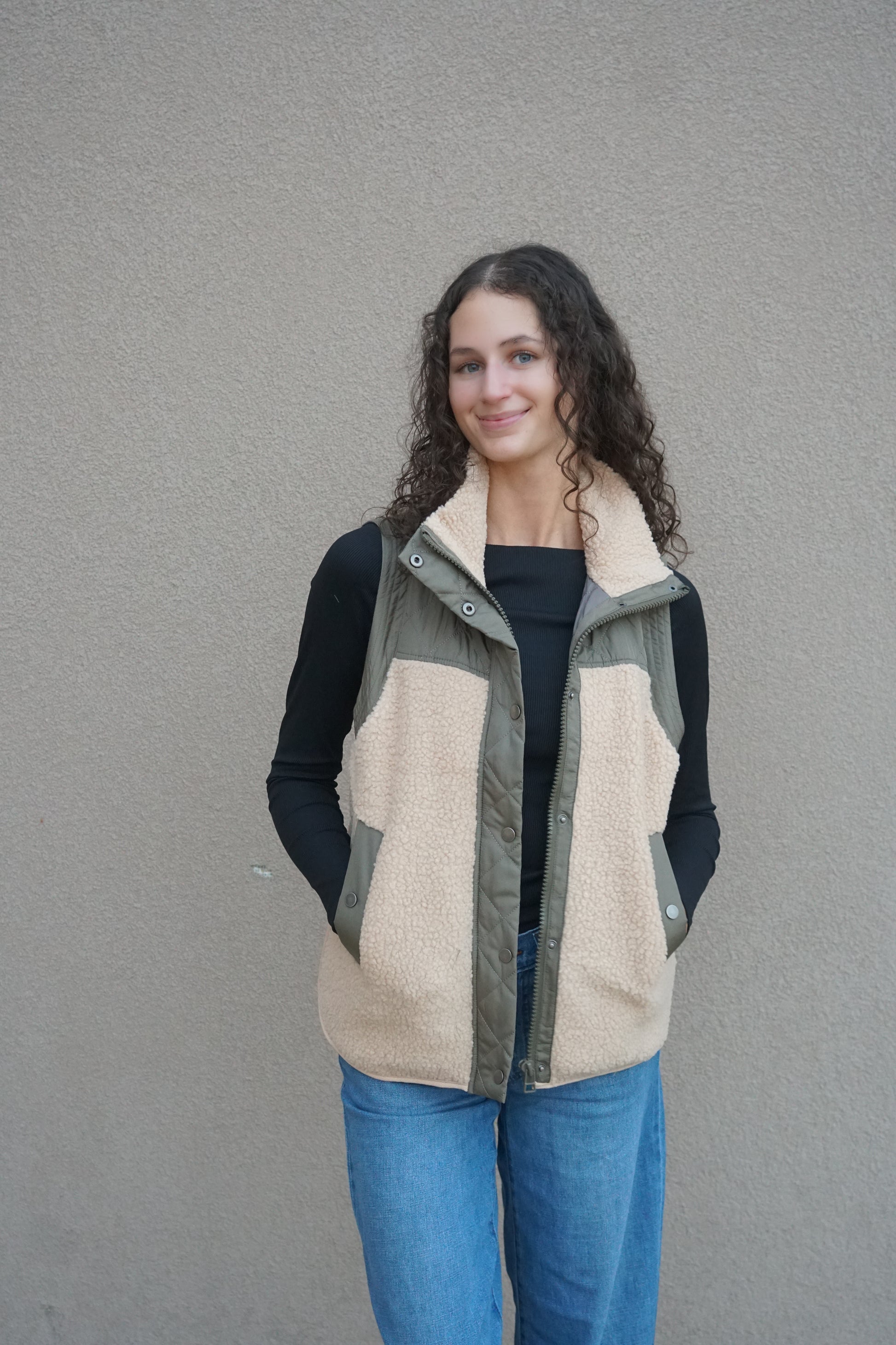 Camden Vest-Dex - Uforia Muse 