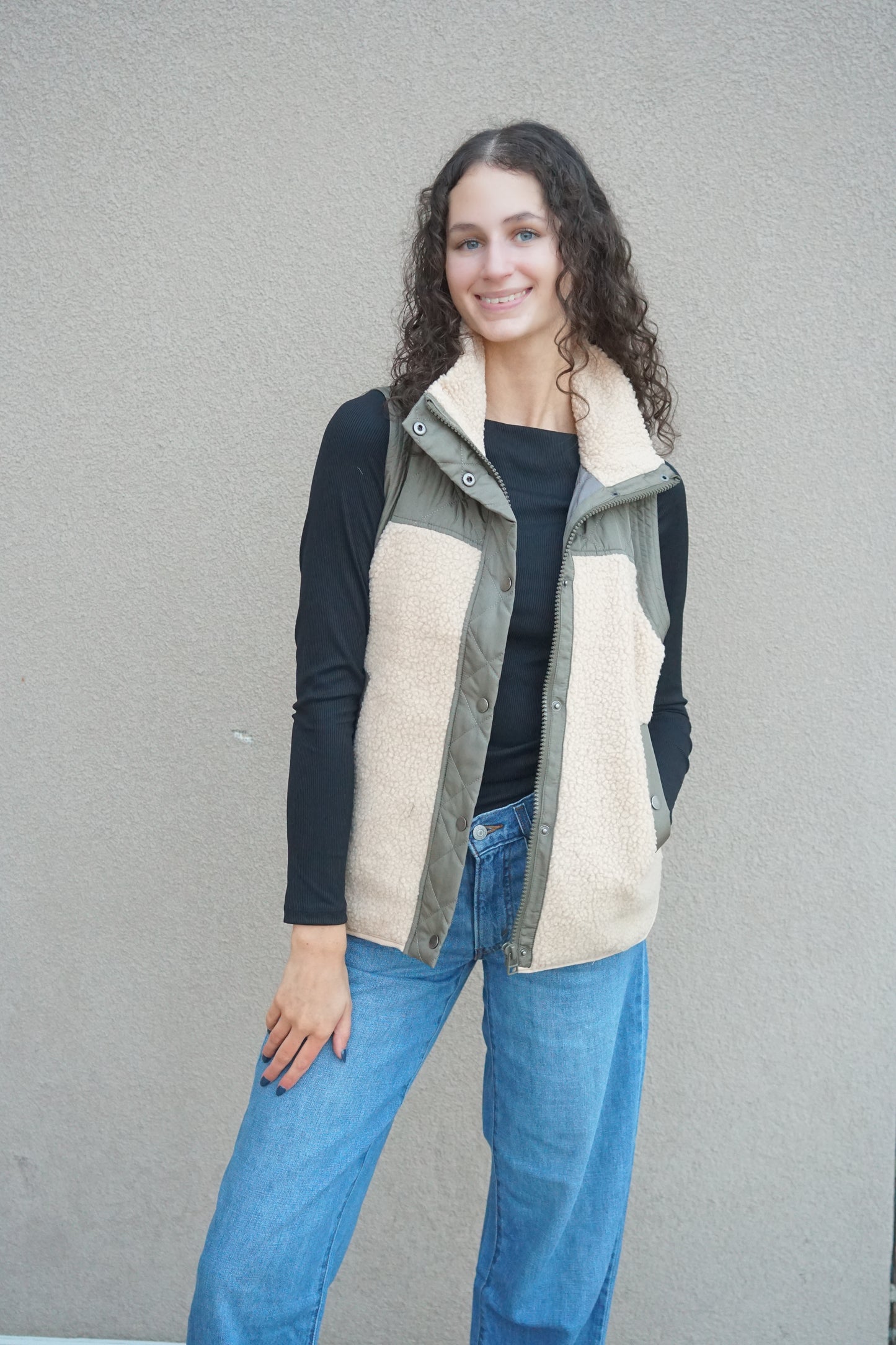 Camden Vest-Dex - Uforia Muse 