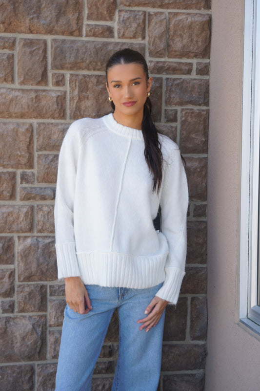 Ariadne White Crew- Rd Style