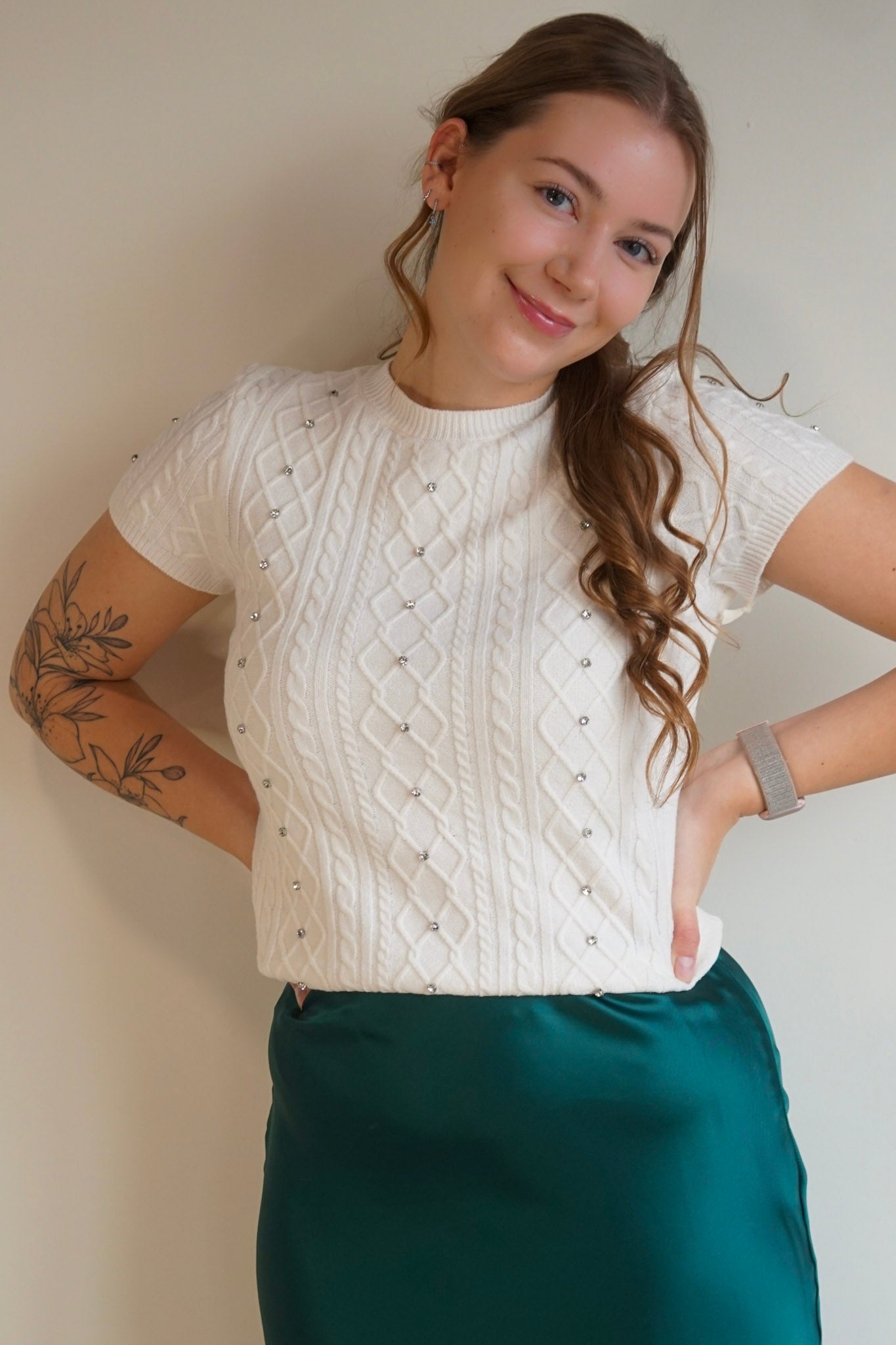 Snow White Knit- Black Tape