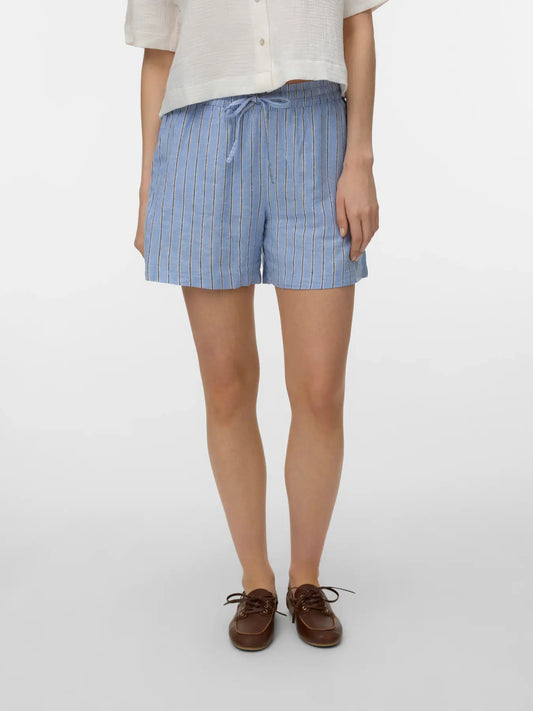 Linn Boxy Short-Vero Moda - Uforia Muse 