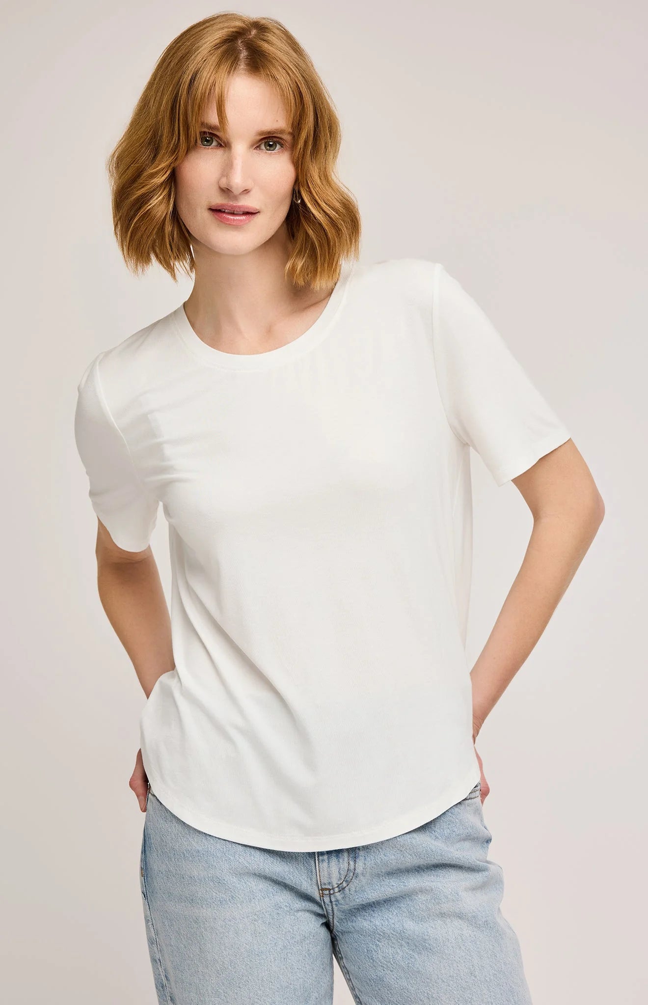 Brielle Tee-Wht-Gentle Fawn