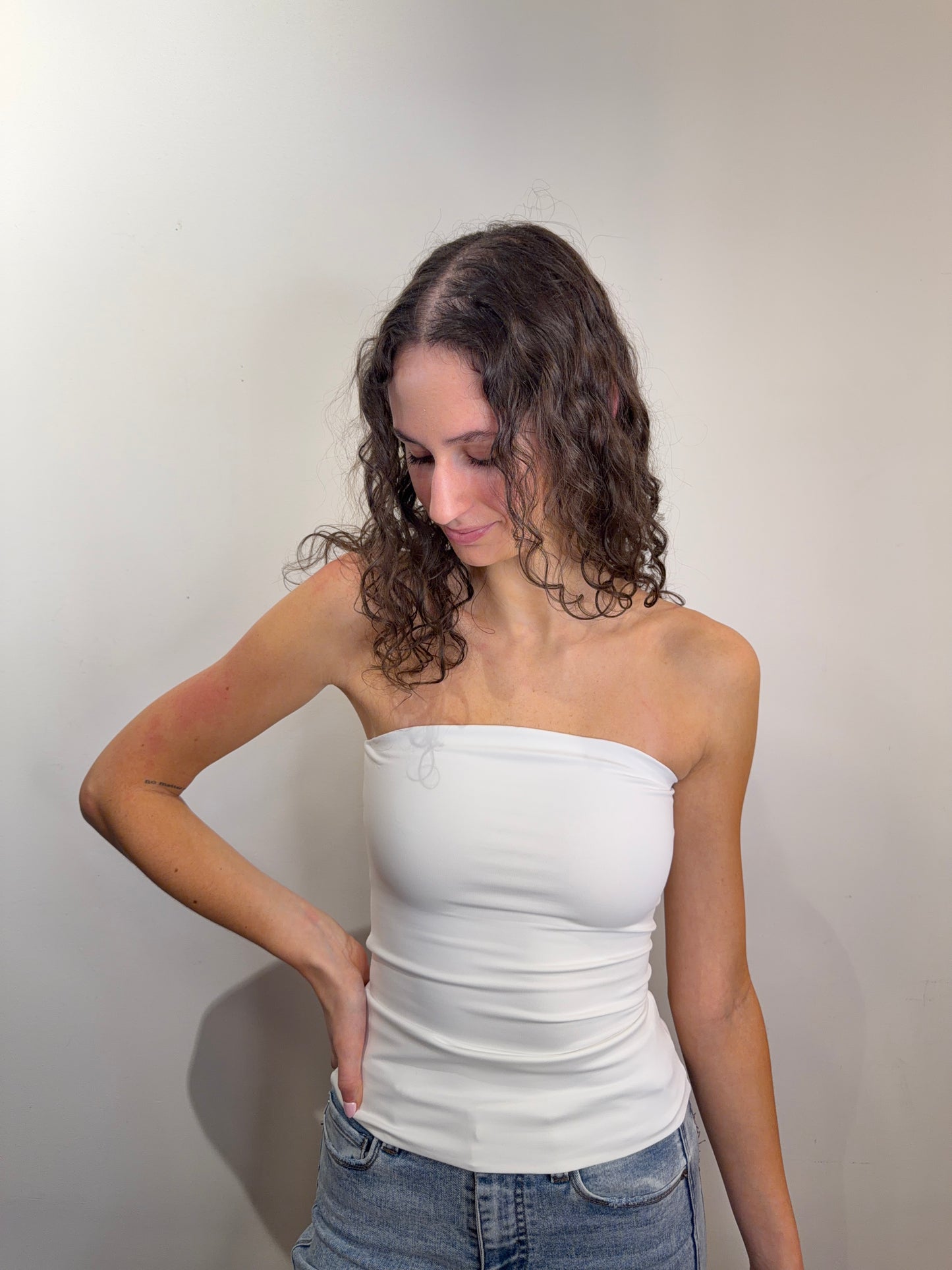 Badia Bandea Top-White-Second Skin-RD Style