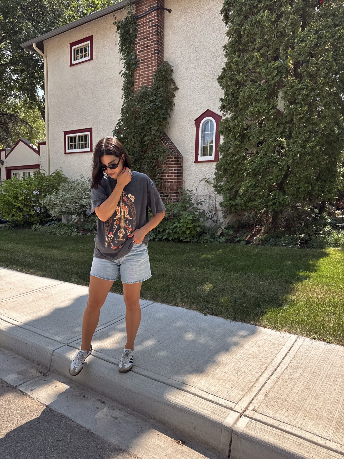 Nashville Music Fest Tee-Shop Teach