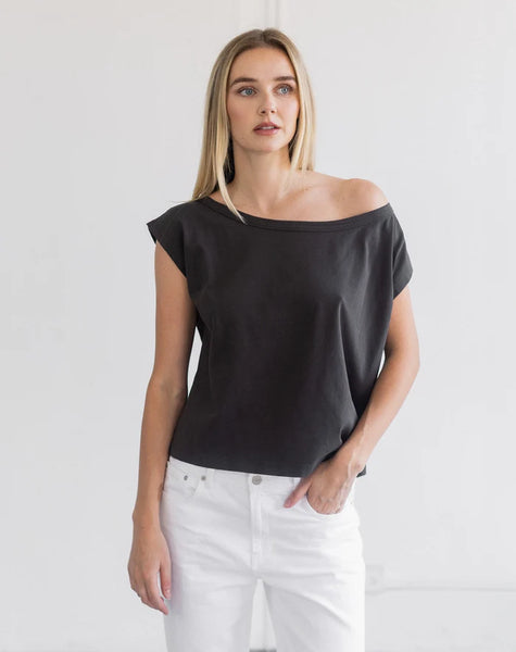Off The Shoulder Tee-Black- Brunette