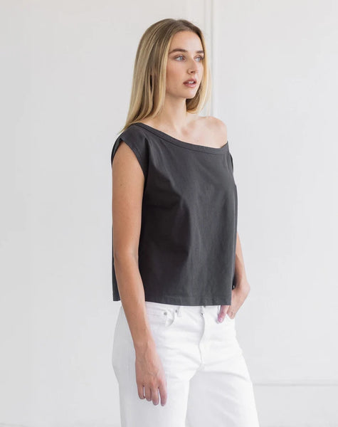Off The Shoulder Tee-Black- Brunette