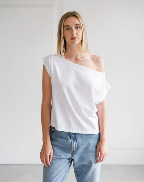 Off The Shoulder Tee-White- Brunette The Label