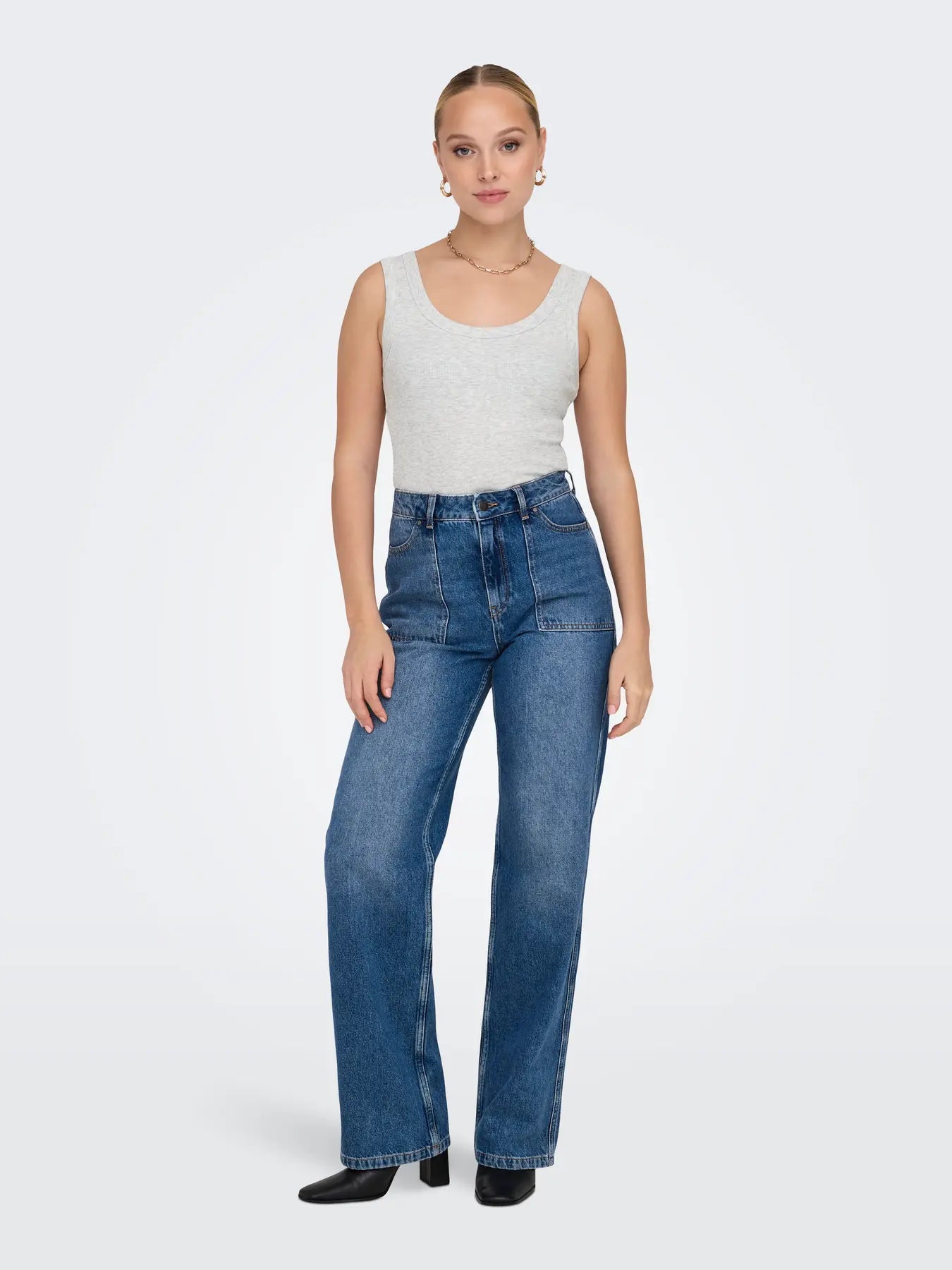 Easy Tank-Pale Heather-Only - Uforia Muse 