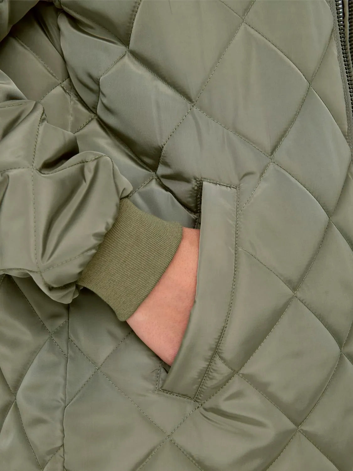 Jessica Quilted - Khaki Green