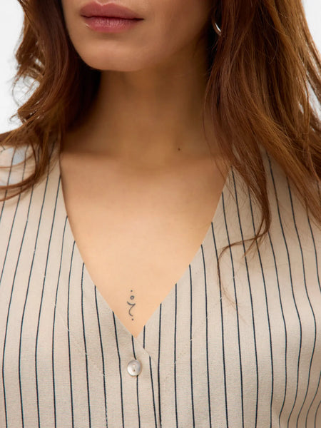 Mymilio Button Top-Anja-Vero Moda - Uforia Muse 