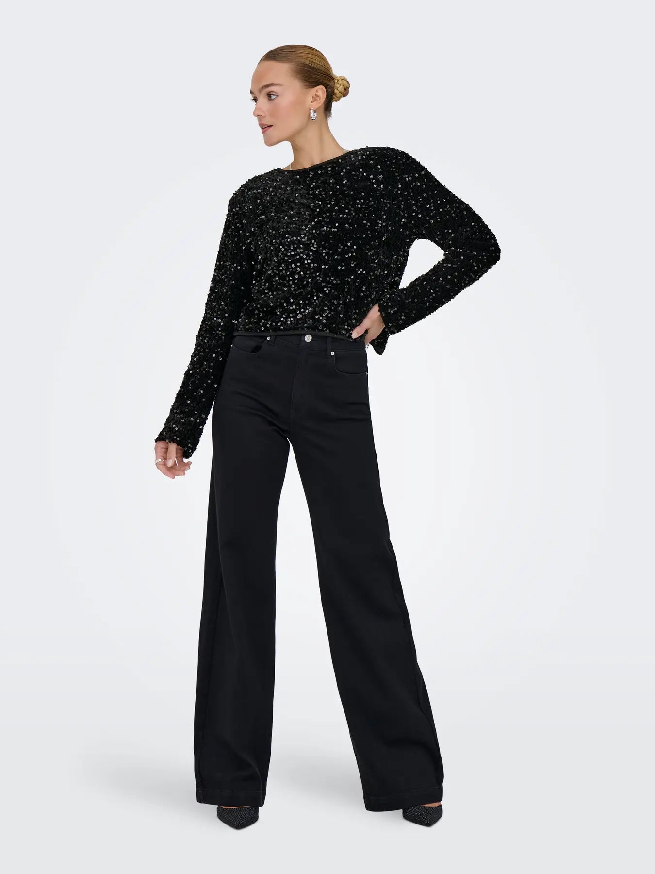 Annika Sequin Topper- Only