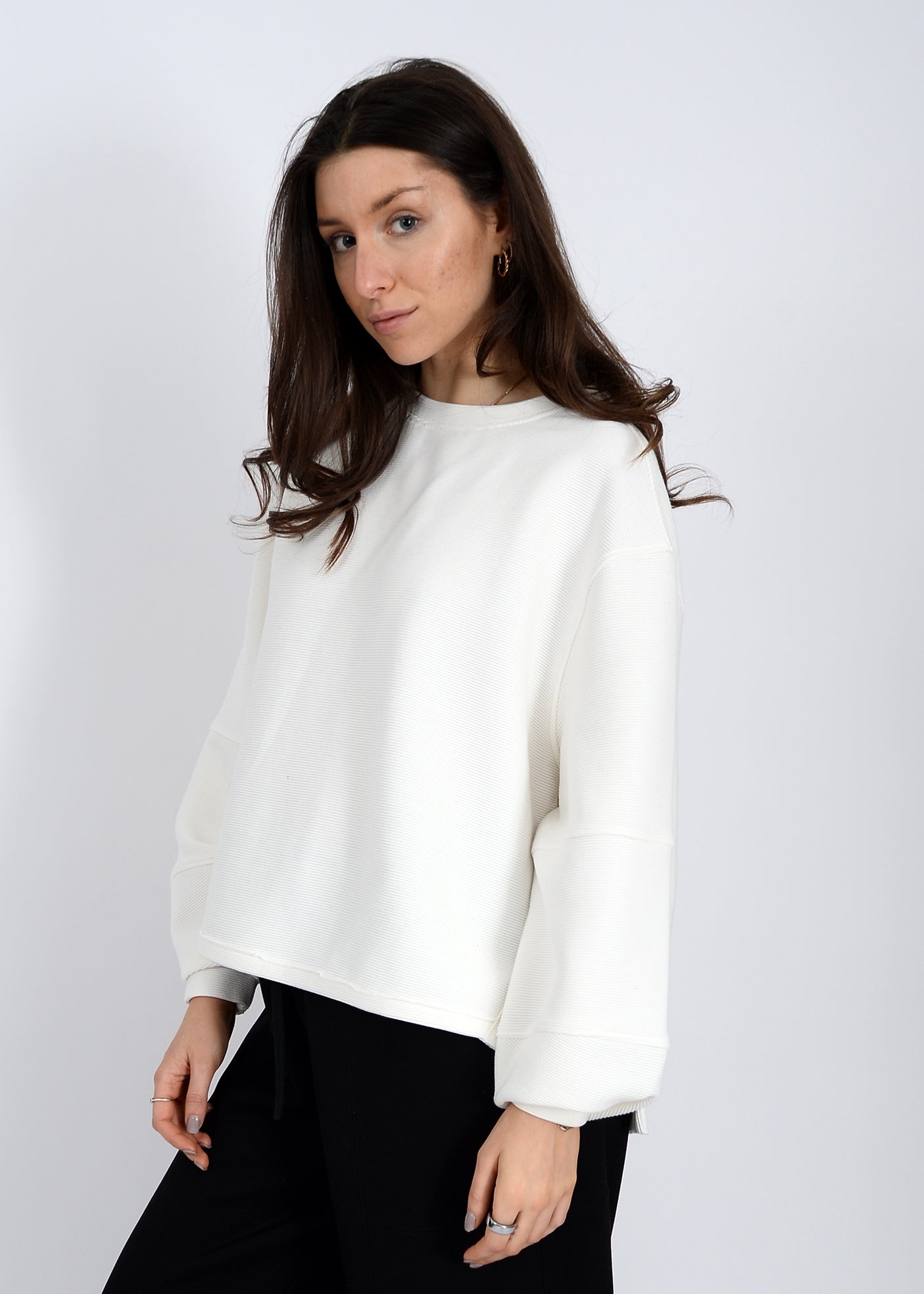 Lucina Pullover-Rd Style