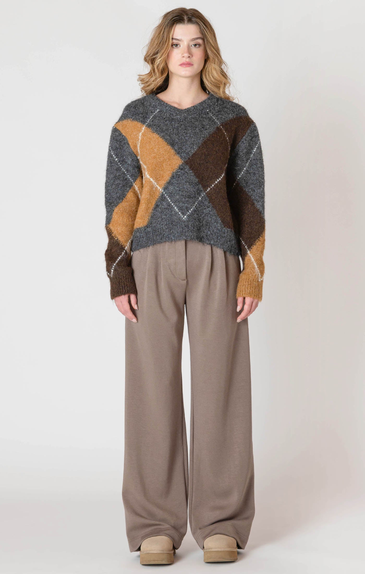 Argyle Sweater-Room 34