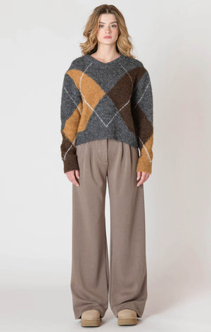 Argyle Sweater-Room 34