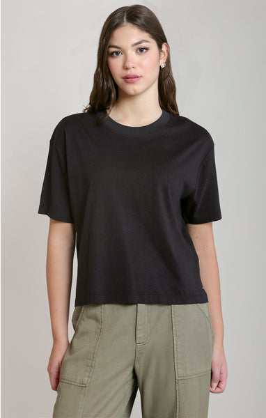 Essential Tee- Black-Dex