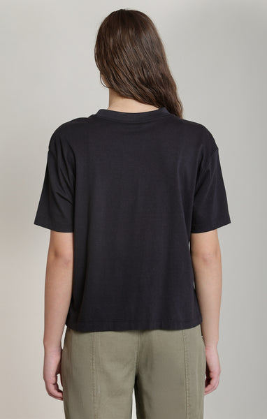 Essential Tee- Black-Dex