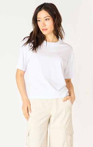 Essential Tee-White-Dex - Uforia Muse 