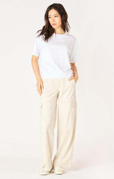 Essential Tee-White-Dex - Uforia Muse 