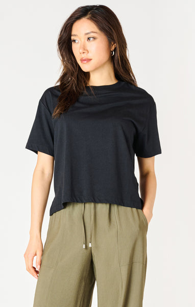 Essential Tee-Black-Dex - Uforia Muse 
