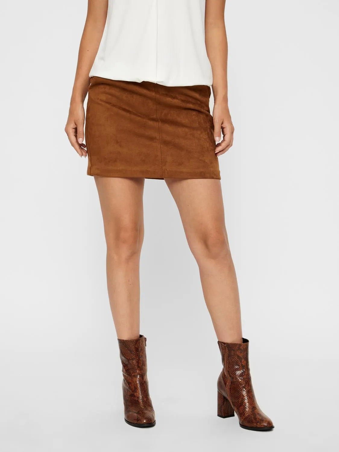 Donna Fauxsuede Skirt- Vero Moda